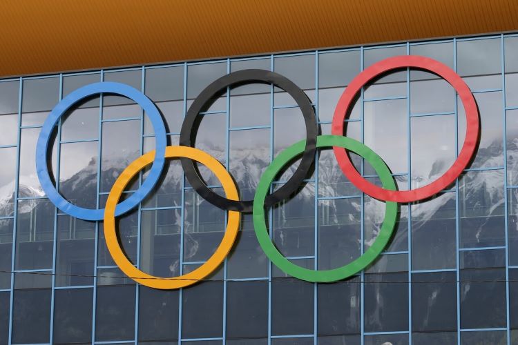 ทางการปักกิ่งออกมาประท้วง ‘ลงโทษ’ นักกีฬาโอลิมปิกฤดูหนาว